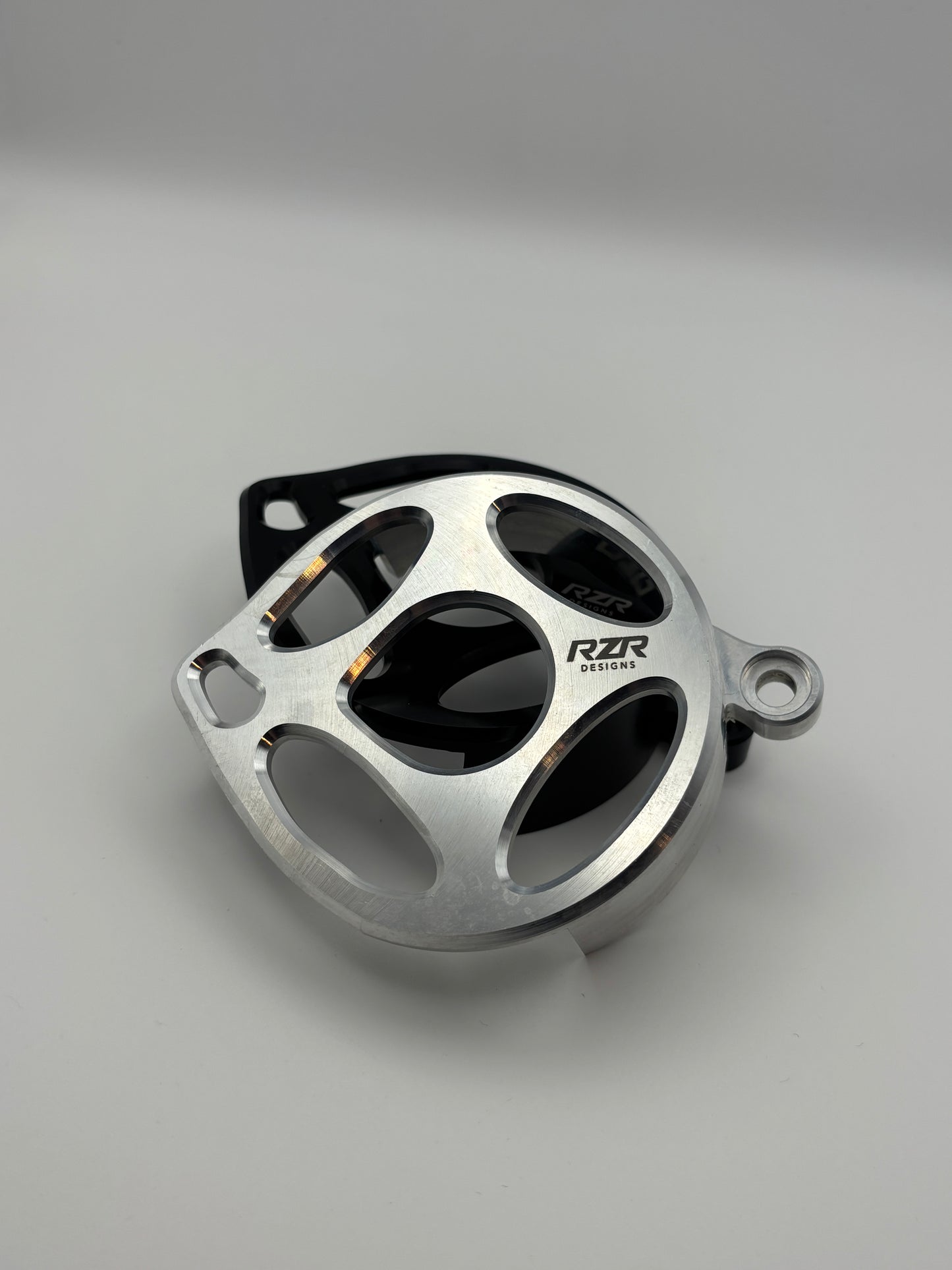 (PREORDER) Metal Razor Motor Cover