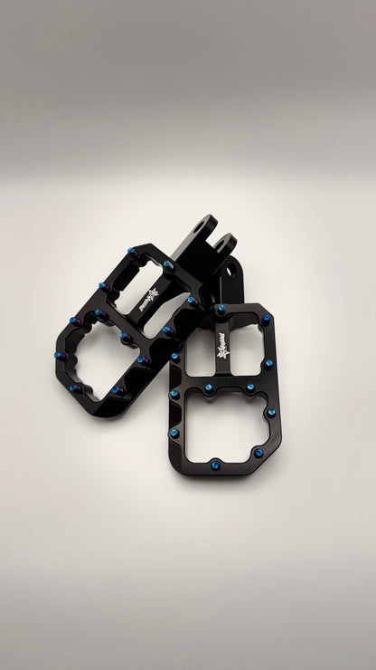 Razor Wide Style Pegs
