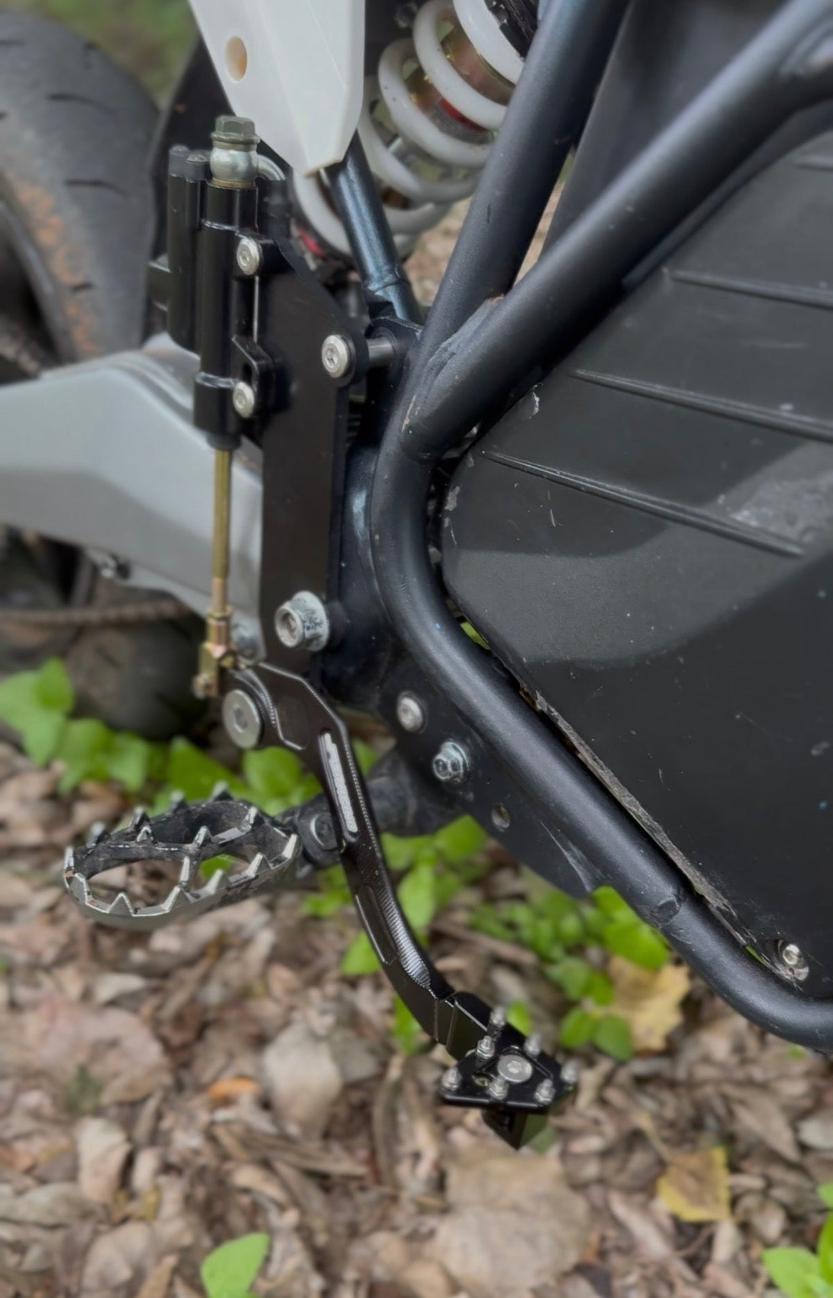 Etm Rtr Foot Peg Spring Etm rtr bolt on footbrake kit (3-4 week lead time) – rzr.designs